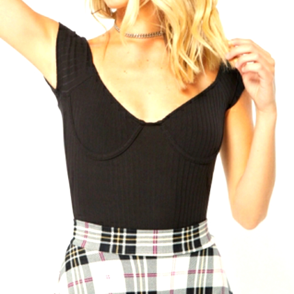 NWT off shoulder black body suit XL